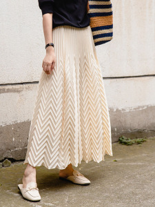 日系秋冬百褶半身裙a字半裙米色中长裙高腰松紧腰垂感长裙女装