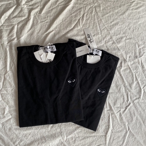 国现~cdg play胸口爱心图案短袖黑色大心/白色小心t恤男