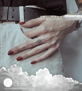 八白雲手绘  手指直线莲花图腾简约个性手部迷你小图纹身贴纸
