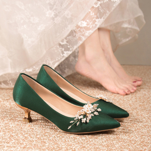 绿色高跟鞋婚鞋新娘鞋女2024春季时尚新款中式秀禾服结婚鞋不累脚