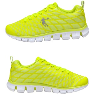 乔丹篮球鞋橡胶底