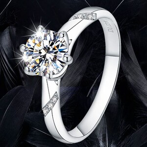 2022年2022年老凤祥和pt950铂金钻石戒指求婚钻戒女18k白金结婚戒