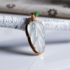 天然a货翡翠金枝玉叶吊坠冰种18k金镶嵌树叶子挂件女缅甸玉石坠子