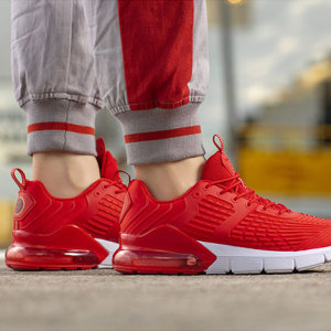 特步女鞋皮面红色