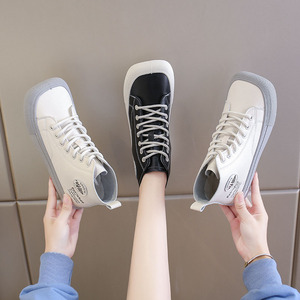 学生高帮休闲运动鞋女冬潮平底
