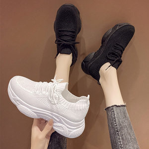 飞织网面运动鞋女春夏秋季2021新款透气百搭休闲轻便软底跑步鞋子