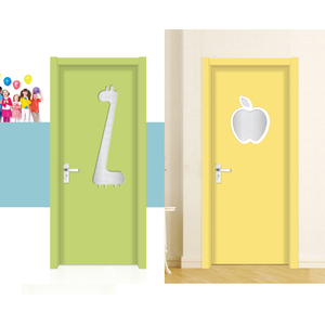 早教中心教室门