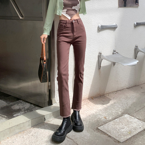 棕色烟管直筒牛仔裤女咖色高腰显瘦百搭小个子马丁靴裤子搭配秋冬