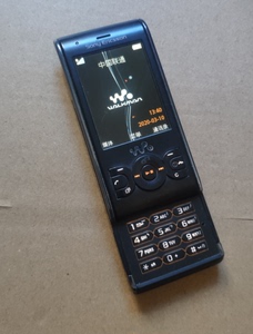 二手sony ericsson/索尼爱立信w595c 老人时尚滑盖经典音乐手机