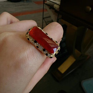 000人付款淘宝特惠,天然a货缅甸翡翠冰种红翡马鞍戒指老坑无烧18k金