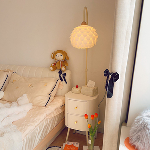 奶油风卧室落地灯一体床头柜台灯客厅沙发旁角落边几装饰置氛围灯