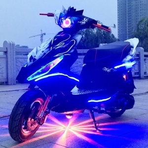 雅马哈鬼火摩托车改装白幽灵125cc燃油踏板男女代步助力整车