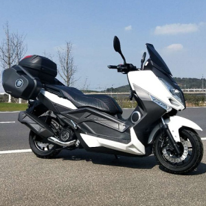 t9踏板车大踏板燃油摩托车可上牌国四电喷全新旅行版巡洋舰三箱