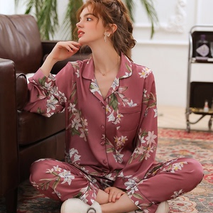 睡衣女春秋冰丝长袖开衫印花丝绸缎面中年大码短袖长裤家居服新款