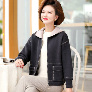 女士的开衫褂子