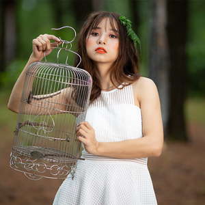 7张国产森系鸟笼美女raw原片cr2格式人像精修调色练习素材