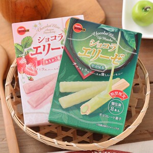 日本进口零食 布尔本草莓宇治抹茶夹心涂层威化饼干棒蛋卷8枚58g