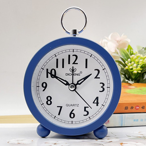 北欧台式闹钟儿童静音可挂墙家用时钟床头学生用起床神器客厅钟表