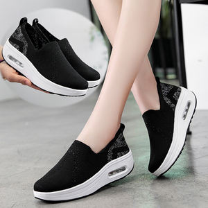 摇摇布鞋女厚底品牌