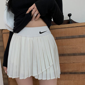 Nike耐克春夏新款女子美式复古速干辣妹薄款高腰运动休闲百褶裙