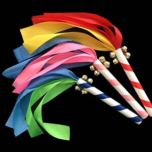 运动会入场创意道具幼儿园器械课间操儿童舞蹈表演手持拿丝带花棍