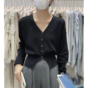 黑色法式复古v领针织打底衫女春秋洋气内搭叠穿女士短款毛衣开衫