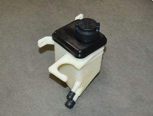 奇瑞汽车a3助力泵油壶/方向机转向油壶带油壶盖子储液罐纯正配件