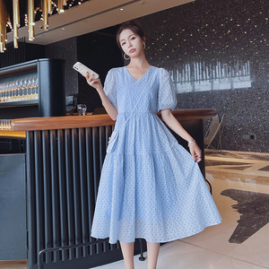 蓝色初恋显白设计感连衣裙夏女新款流行爆款减龄漂亮洋气初恋裙子