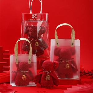 婚庆伴手礼创意实用酒红色小熊毛巾喜字挂件喜糖盒搭配结婚喜帕子