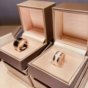 欧洲代购bvlgari/宝格丽陶瓷戒指 18k玫瑰金 男女情侣款对戒 指环