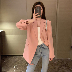 2022年早春装新款网红复古小西服休闲气质炸街上衣粉色西装外套女