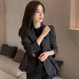 2022春季新款小个子短款西服上衣休闲网红小西装外套女设计感小众
