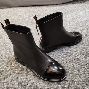 佰利多纳马丁靴女鞋圆头英伦风新款真皮牛皮马丁靴新款平底单靴