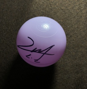 superm lucas 黄旭熙 签名球手抛球 7厘米 明星周边