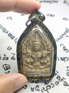 000人付款淘宝阿赞摩纳2544年 巴查达 坤平抱女封面人物01800.