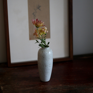 手工拉坯日式陶瓷小花插 陶泥铁斑古朴花瓶 家居饰品鲜切花器花艺