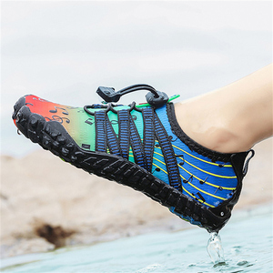 惟绎真淘宝日本儿童雨鞋男童卡通雨靴高筒女孩中大童小学生水鞋宝宝