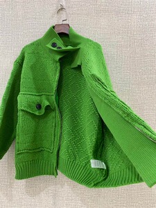 颜色好看豌豆绿羊毛混纺针织外套不退换