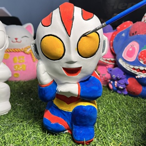 石膏画娃娃涂色奥特曼