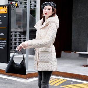 爱琴鸟时尚羽绒服中长款女装翻领褶皱面外套御寒暖冬衣白鸭绒toco