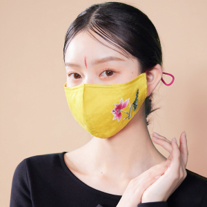 刺绣口罩