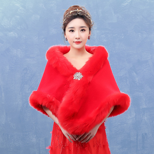 2018新款礼服保暖新娘婚纱披肩仿狐狸毛皮草旗袍秋冬季结婚外套厚