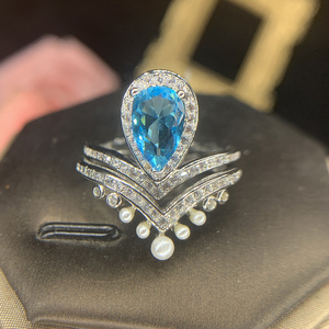 浅蓝色水滴配珍珠王冠皇冠帕托石配莫桑戒指活口可调节度18k保色