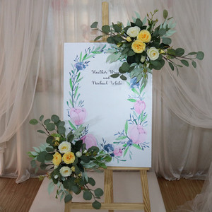 婚礼迎宾牌花艺