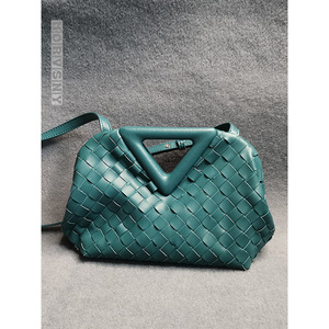 倒三角包包女2021秋m1bv2s葆家蝶the triangle编织女士单肩斜挎包