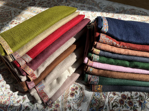 【Coshmir】手纺线大茱莉-印度克什米尔手工刺绣羊绒围巾披肩