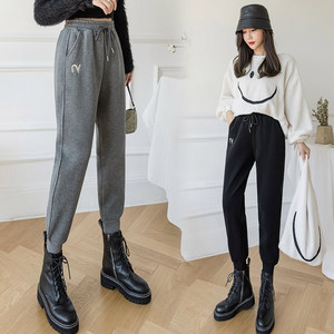 加绒卫裤女2021秋冬新款高腰哈伦休闲运动裤搭配马丁靴的加厚裤子