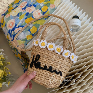 Spring韩国童装 夏季字母立体花朵手工编织草包小众斜挎钥匙包