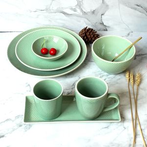 创意陶瓷波点浮雕米饭碗家用盘碗杯碟绿色冰裂纹釉配套餐具长条盘