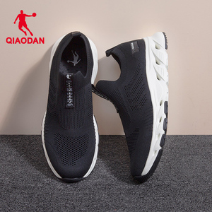 中国乔丹男鞋运动鞋2024夏季新款一脚蹬溯溪鞋轻便休闲散步跑步鞋